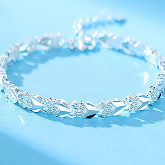 Elegant 9.25 Sterling Silver Bracelet - Picture 4 of 5